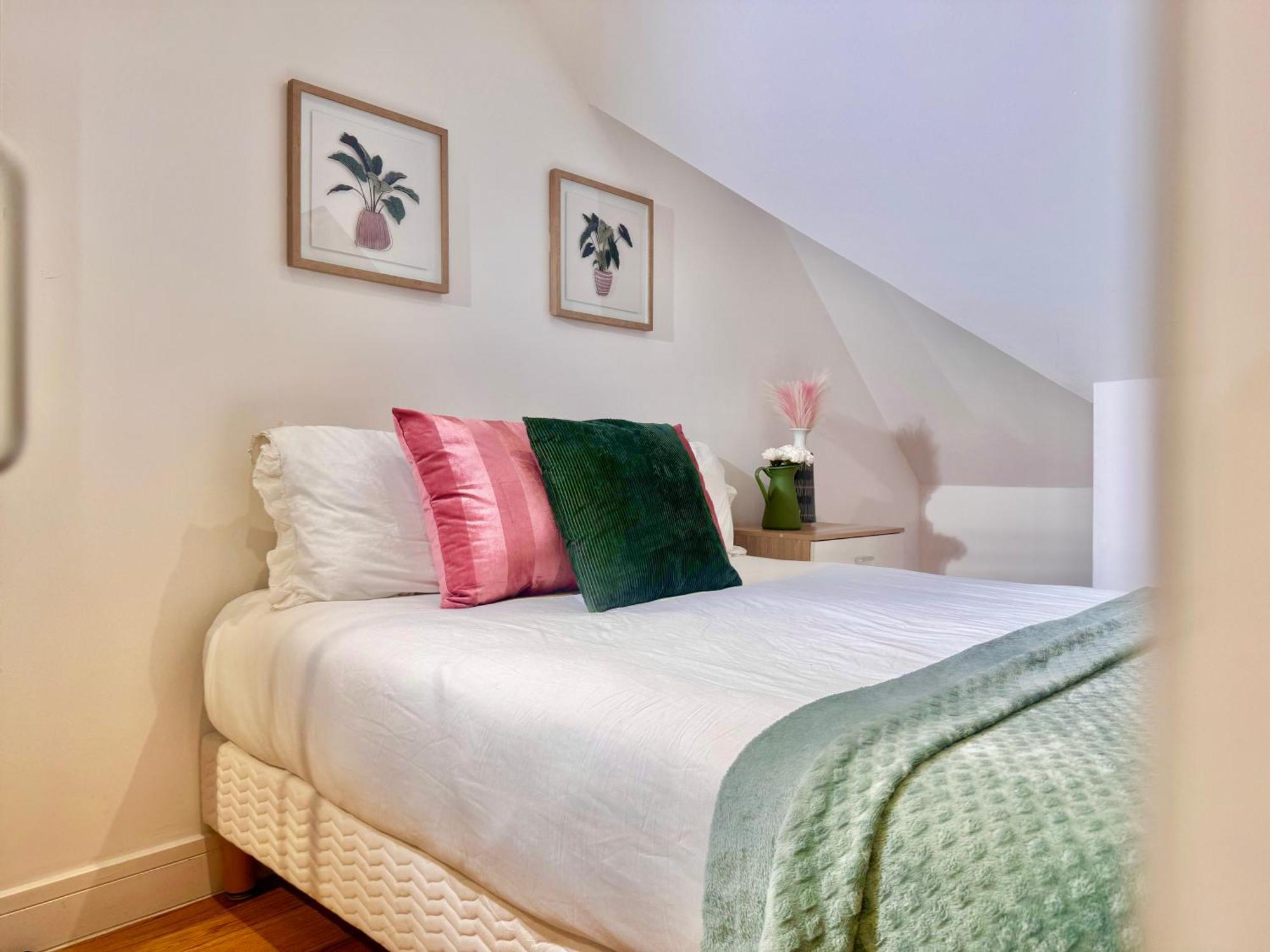 En-Suites With Free Parking 30Min To Central Лондон Экстерьер фото