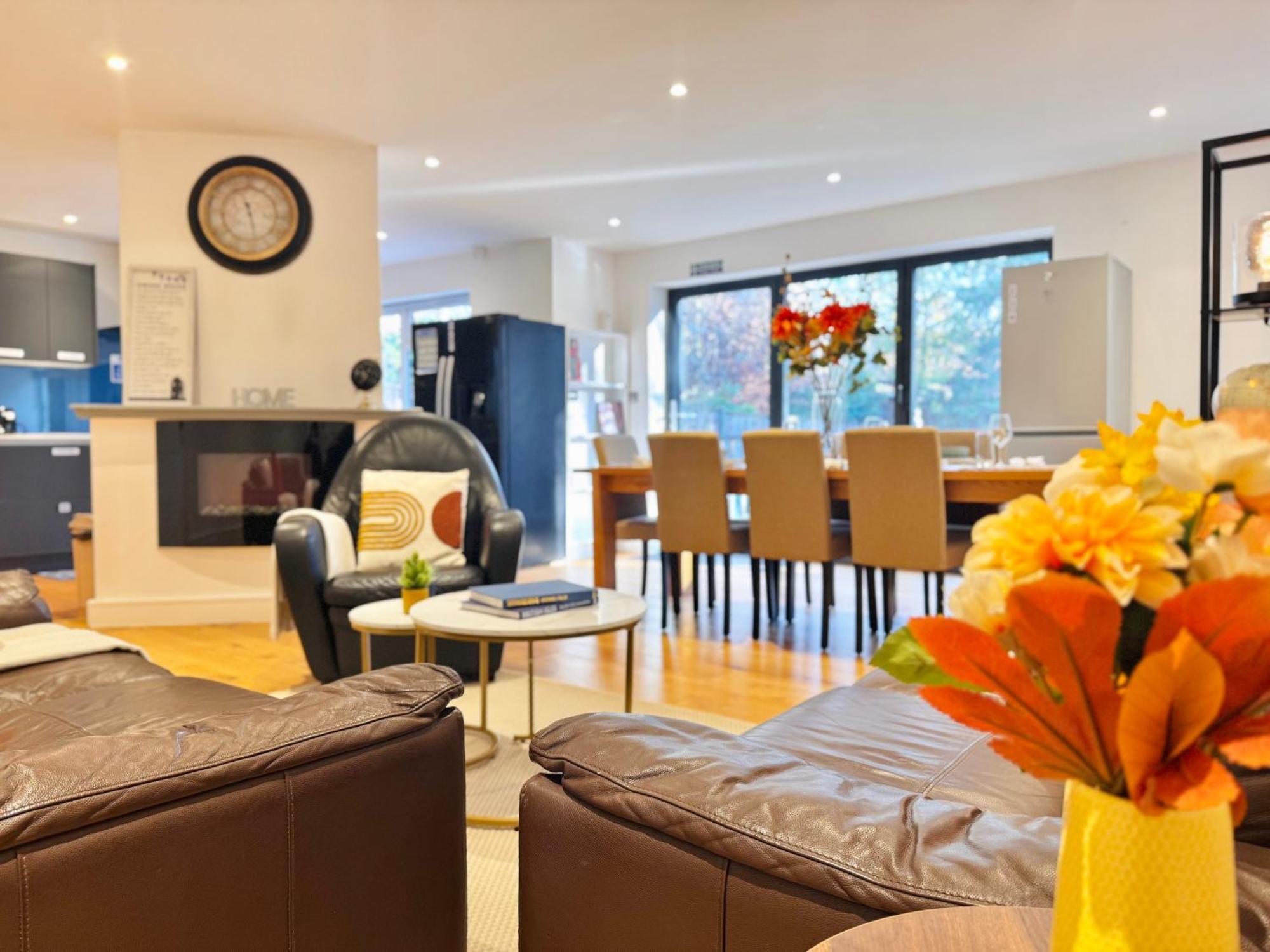 En-Suites With Free Parking 30Min To Central Лондон Экстерьер фото